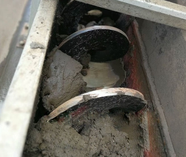 ��������ݔ�͙C